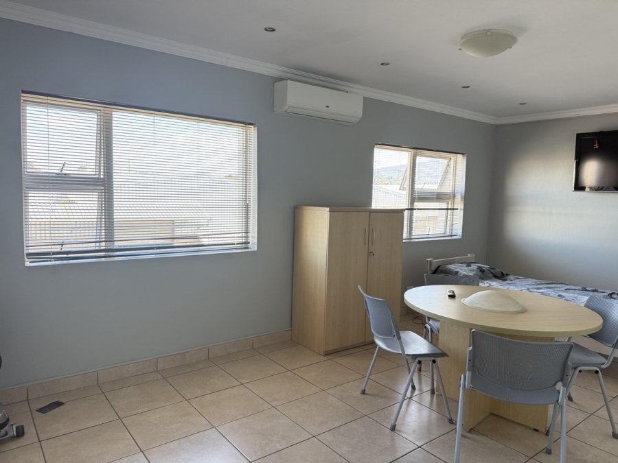 To Let Commercial Property for Rent in Gants Plaza Western Cape